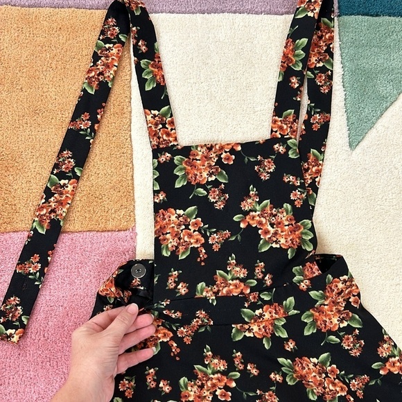 Forever21 Moody Floral Overall Skirt - Picture 11 of 17